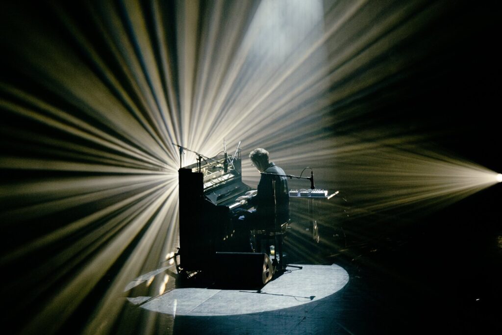 Elijah Fox – Improvised Solo Tour — Foto: Amare