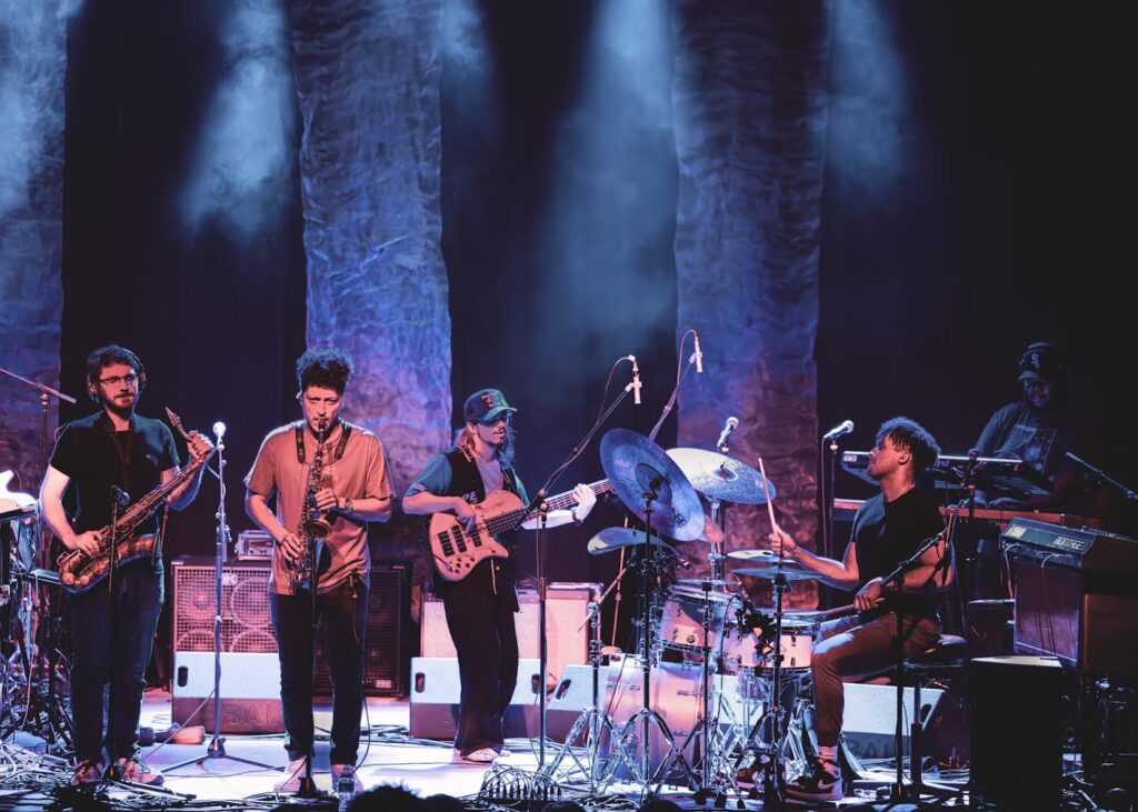 Everything Yes — Foto: TivoliVredenburg