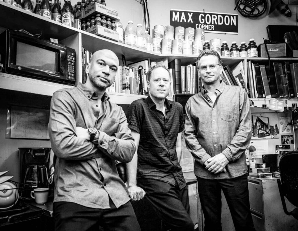 Bill Stewart Trio met Walter Smith III & Larry Grenadier — Foto: LantarenVenster, William Brown