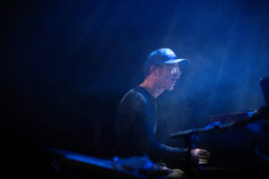 Portret van pianist Oscar Jan Hoogland